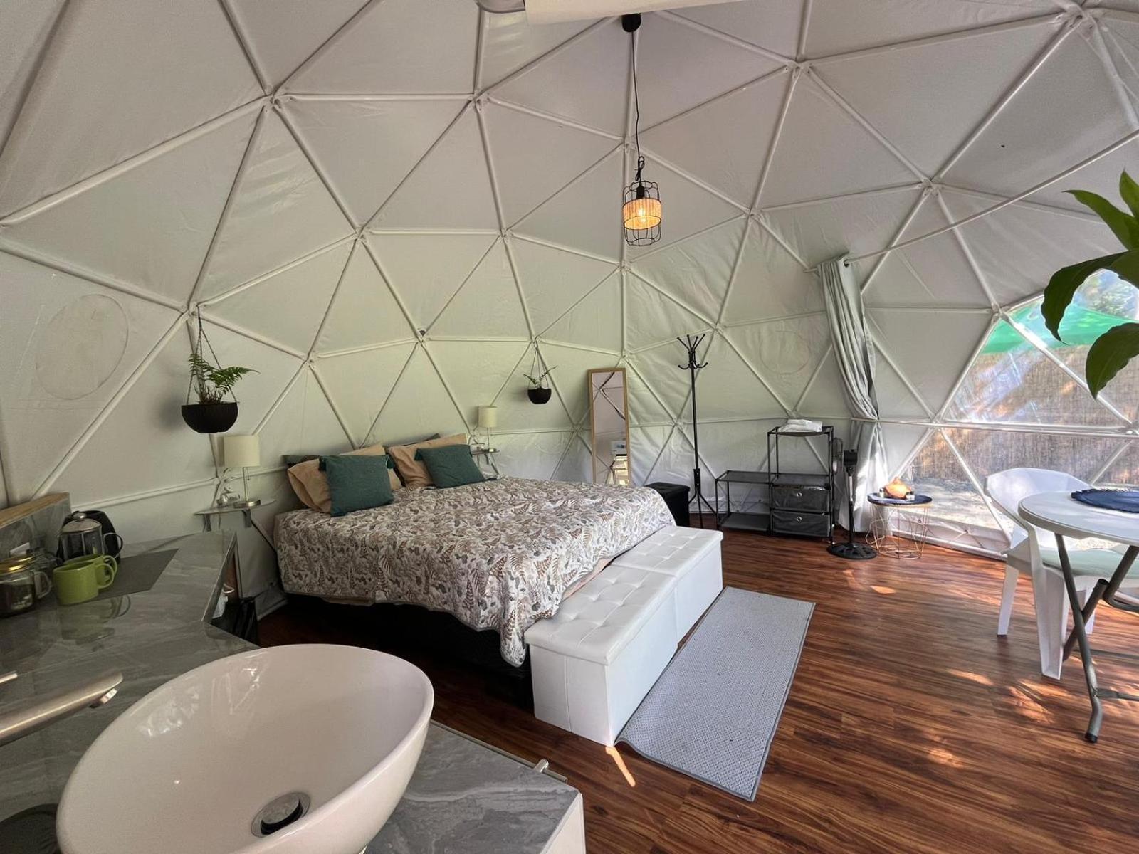 La Comarca River Glamping Dome Near Manuel Antonio Esterno foto