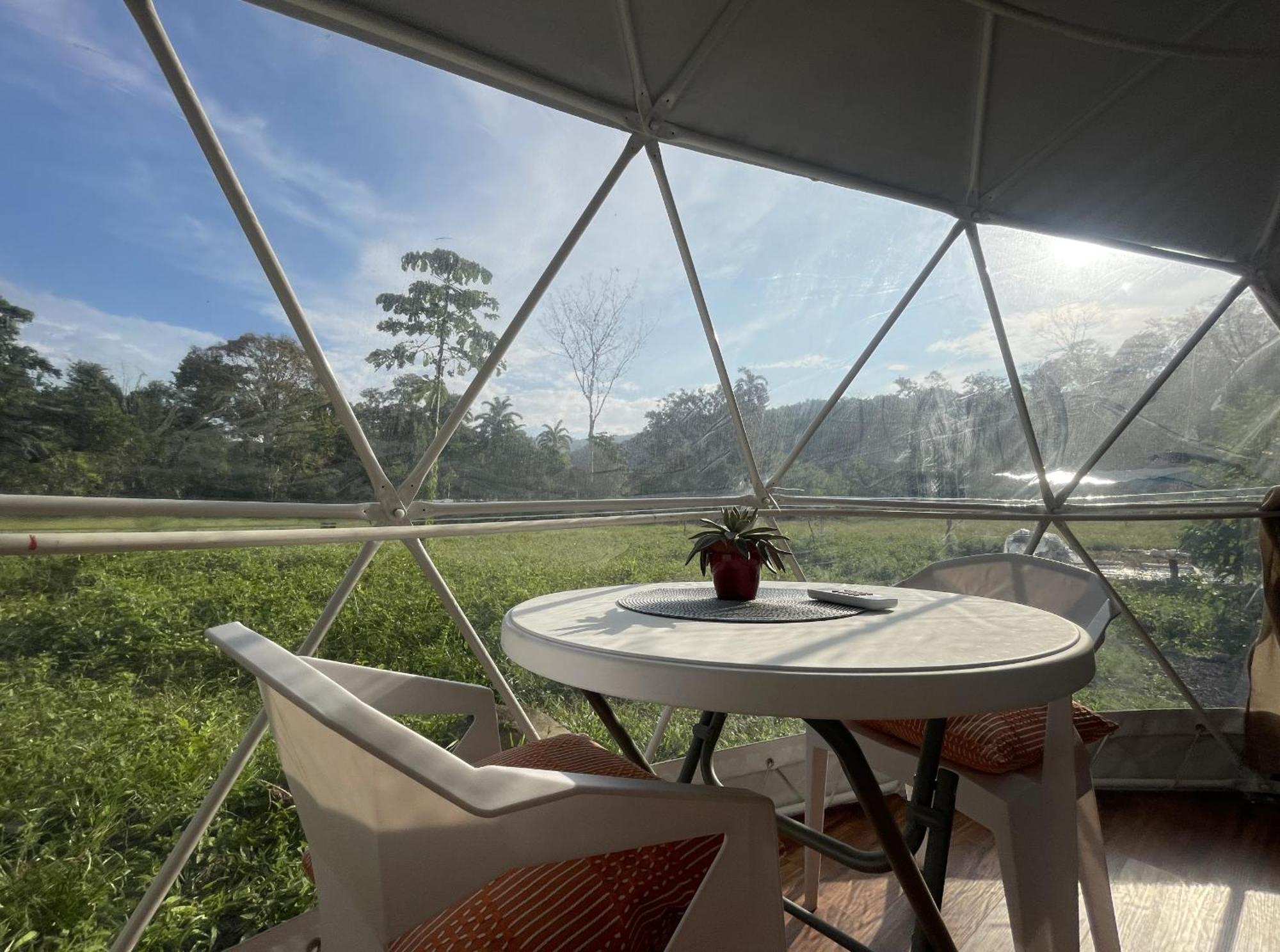 La Comarca River Glamping Dome Near Manuel Antonio Esterno foto